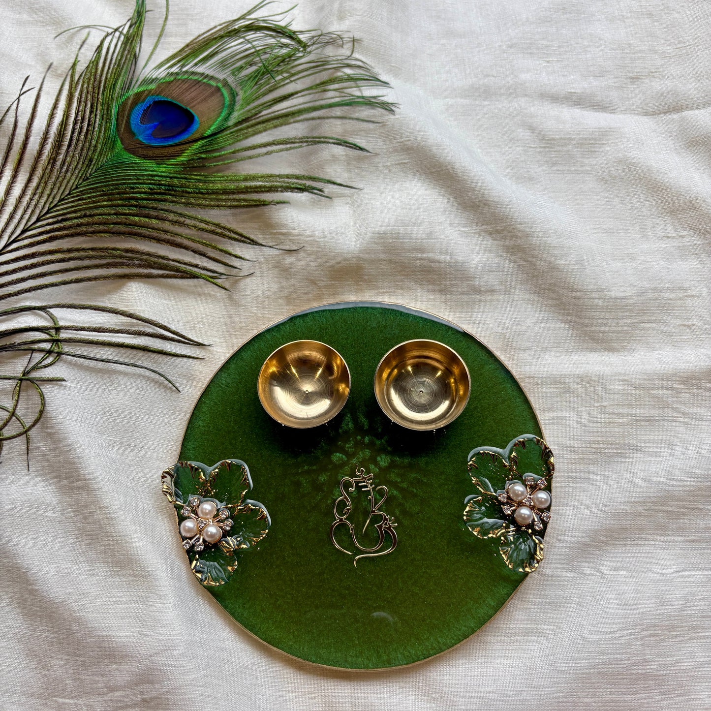 Emerald Ganesha Bloom Resin Tilak Plate