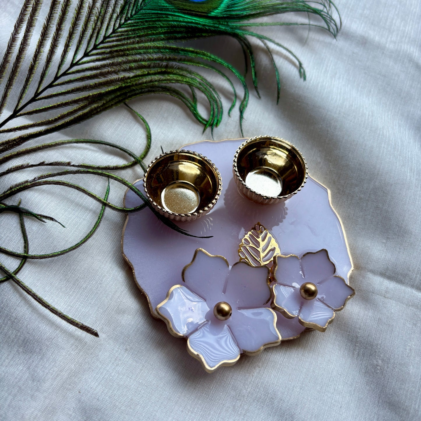 Moon Blossom Resin Tilak Plate