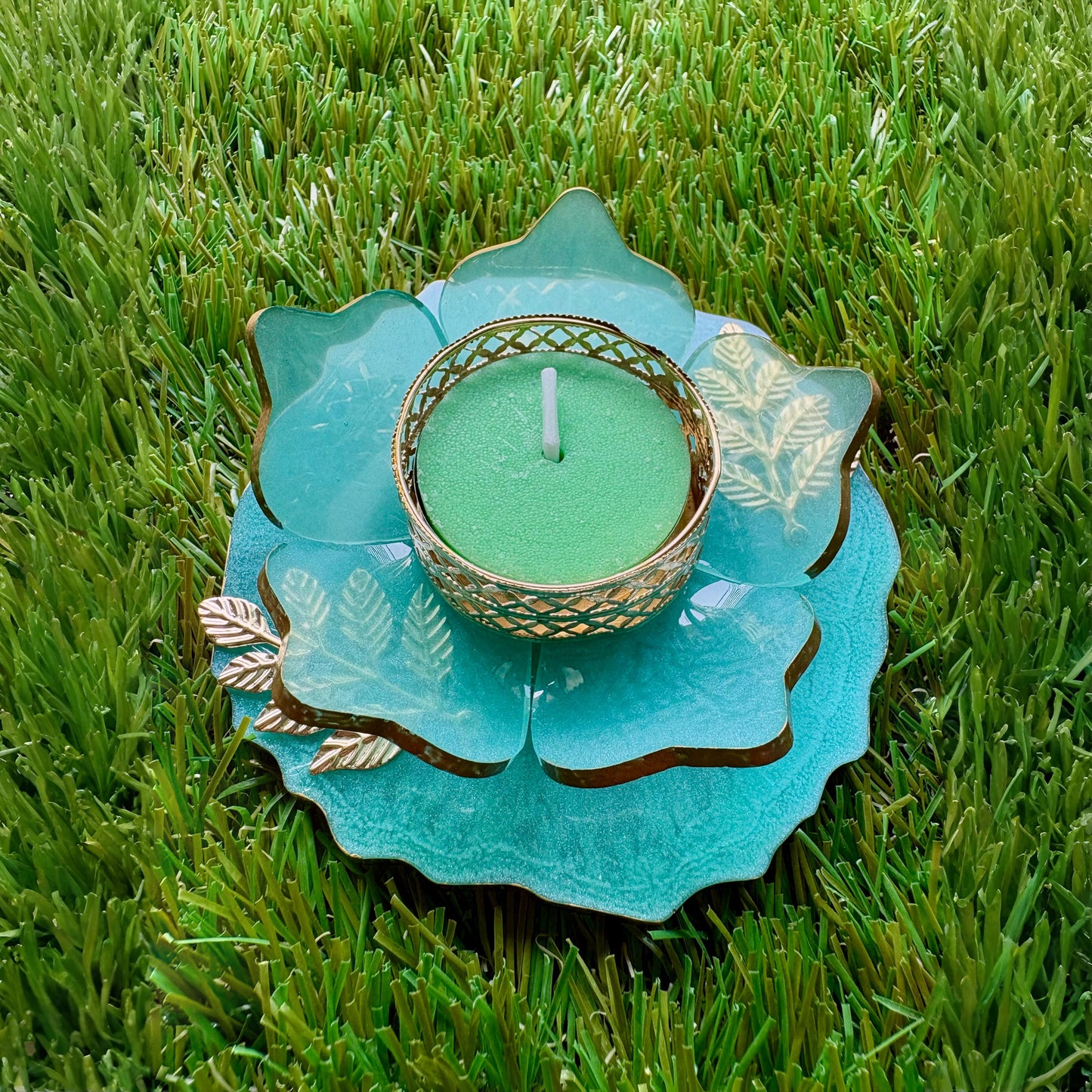 Glimmering Lotus T-Light Candle Holder