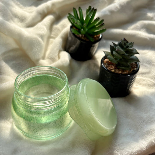 Garden Dew Resin Jar