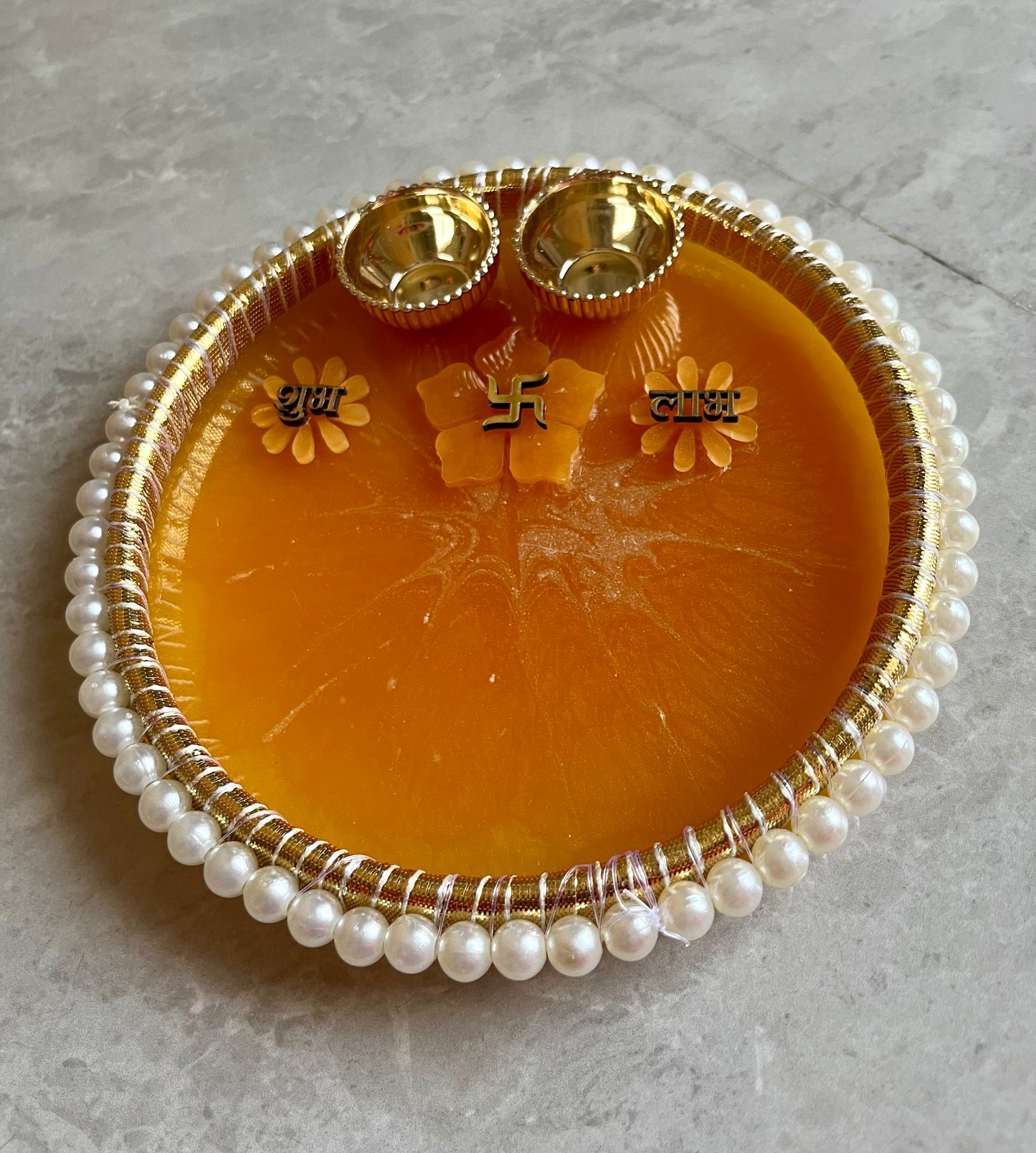 Sunbeam Pearl Tilak Plate