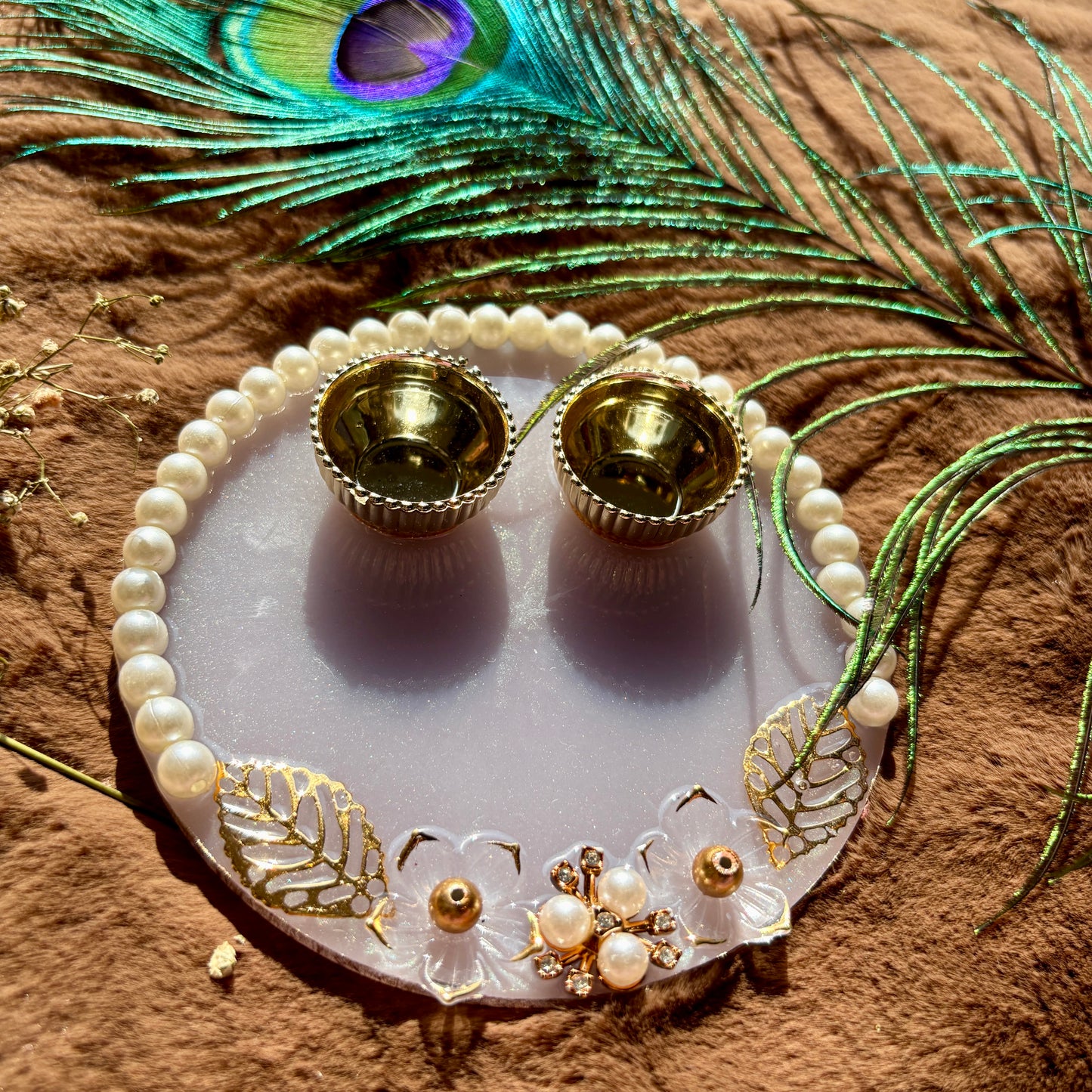 Pearl Frost Elegance Resin Tilak Plate