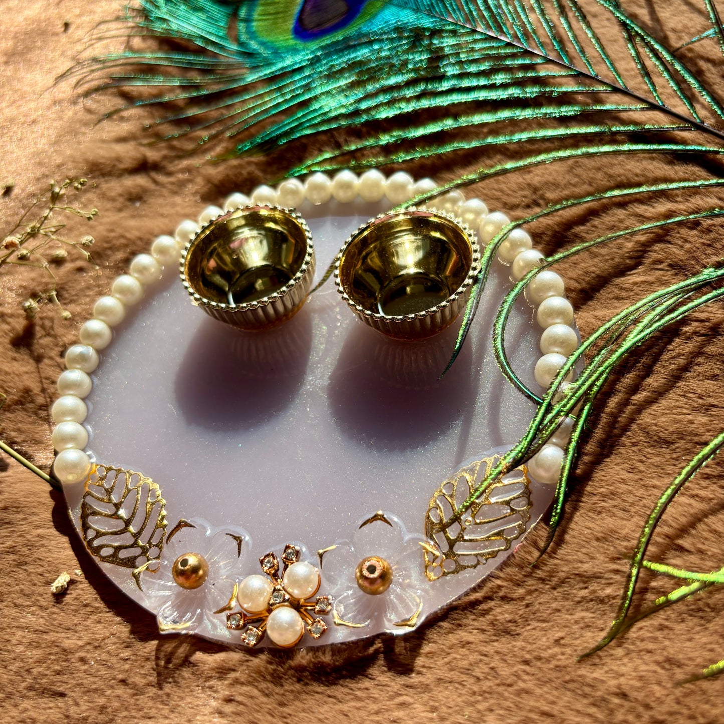 Pearl Frost Elegance Resin Tilak Plate