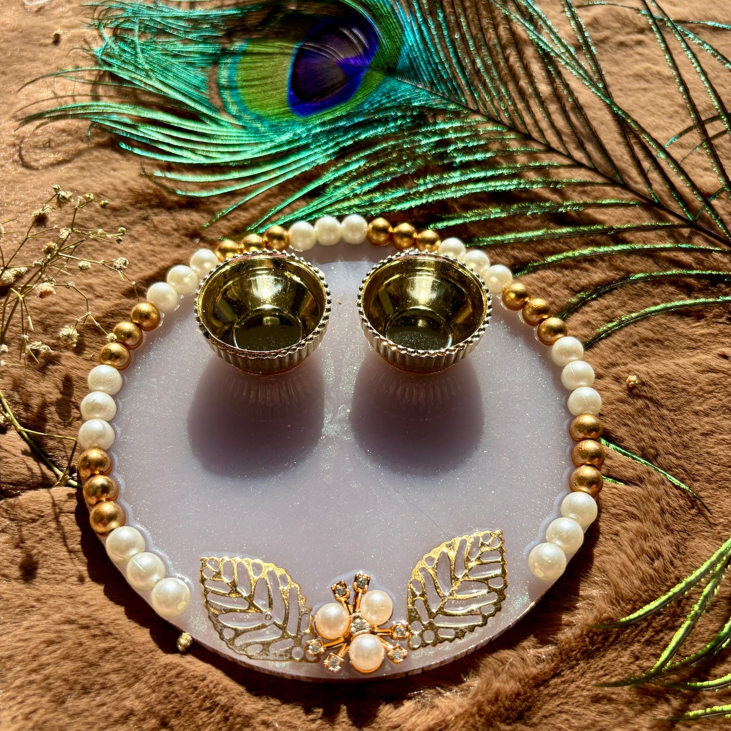 Pearl Elegance Resin Tilak Plate