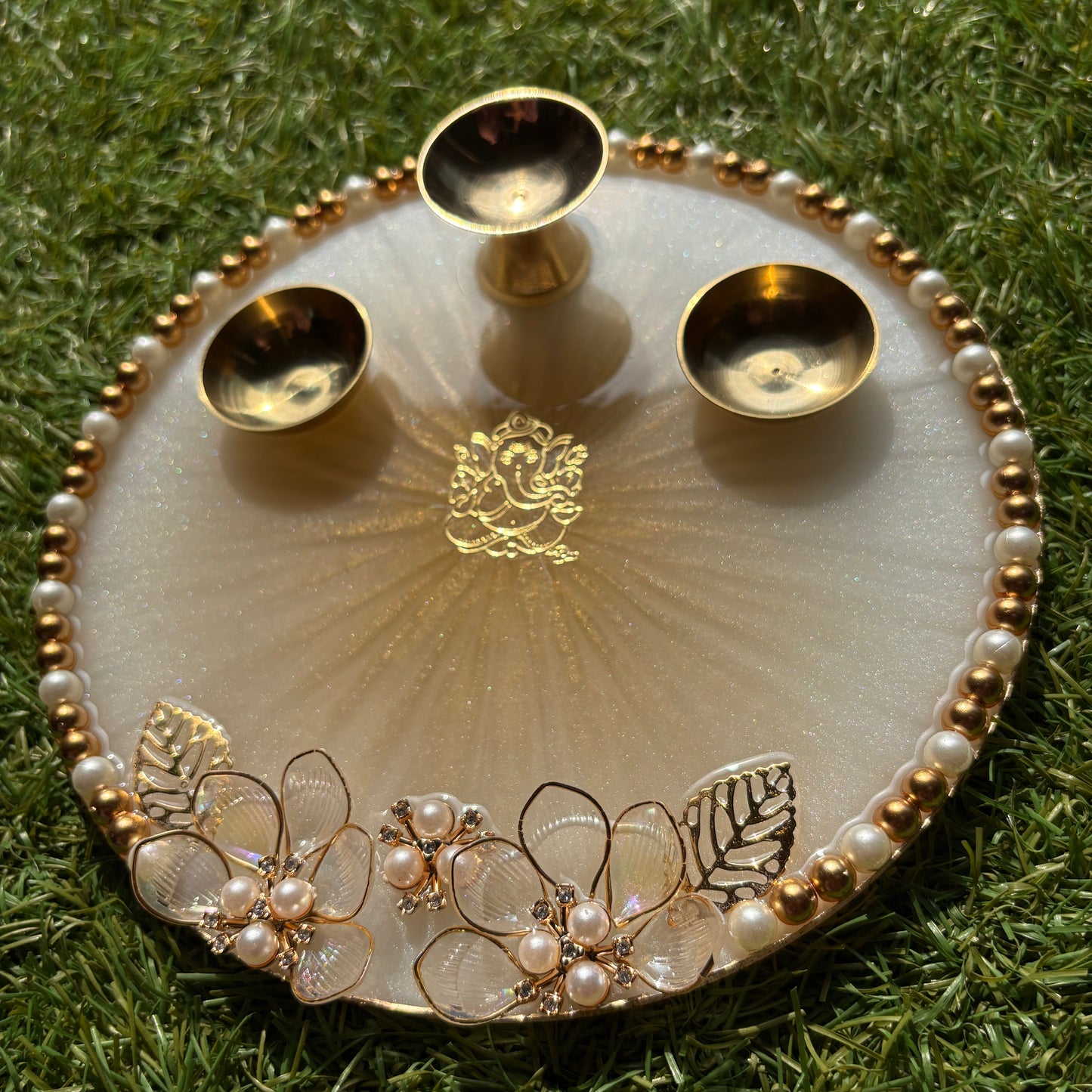 Ivory Bloom Resin Tilak Plate
