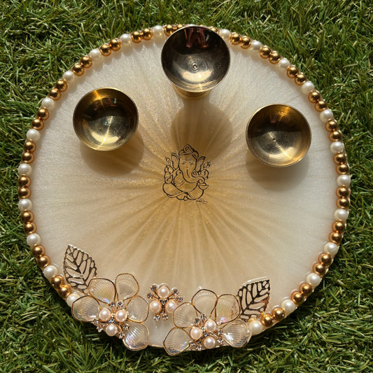 Ivory Bloom Resin Tilak Plate