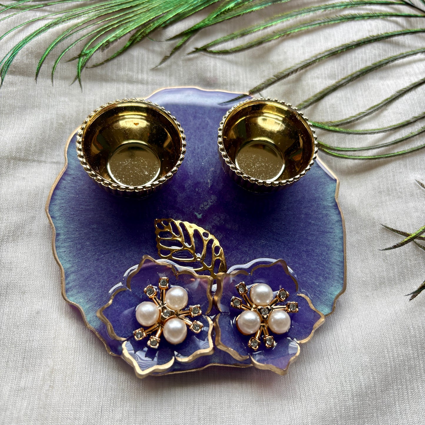 Amethyst Pearl Resin Tilak Plate
