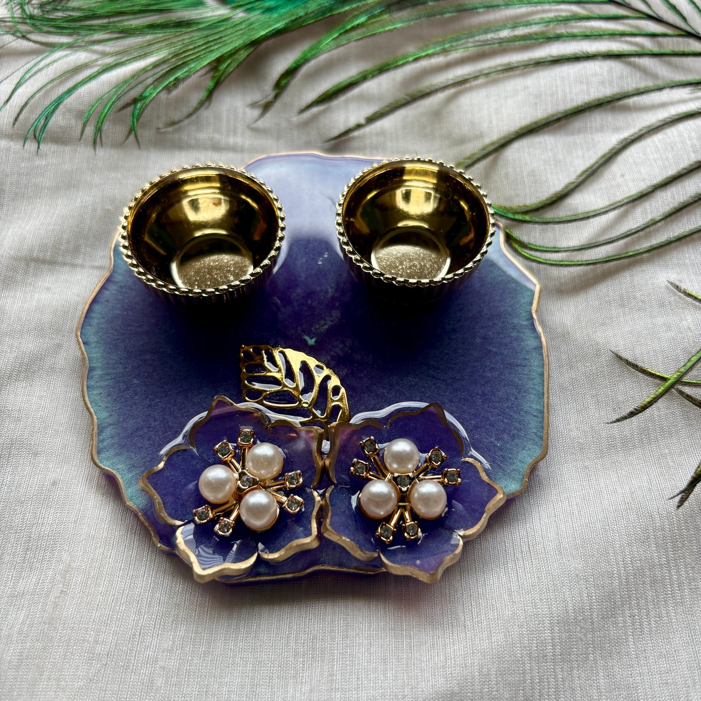Amethyst Pearl Resin Tilak Plate