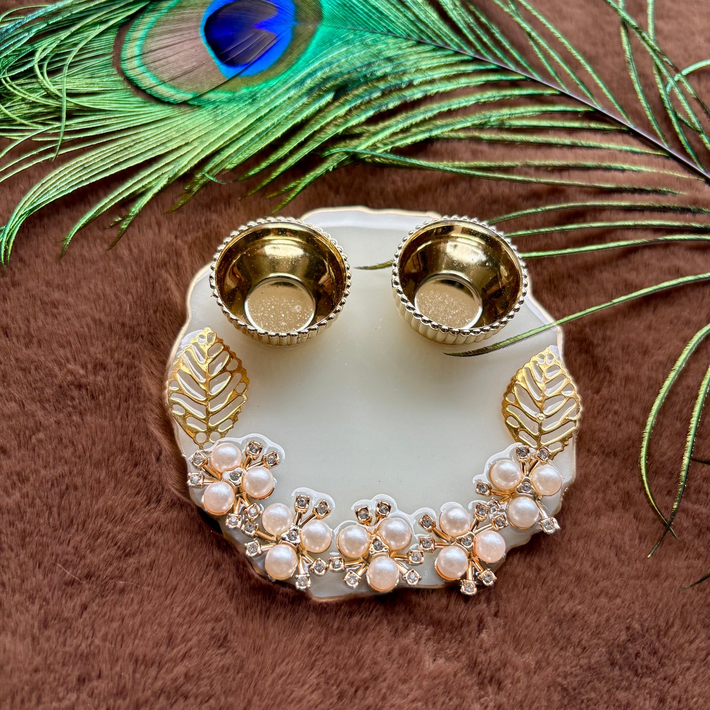 Pearl Ivory Resin Tilak Plate
