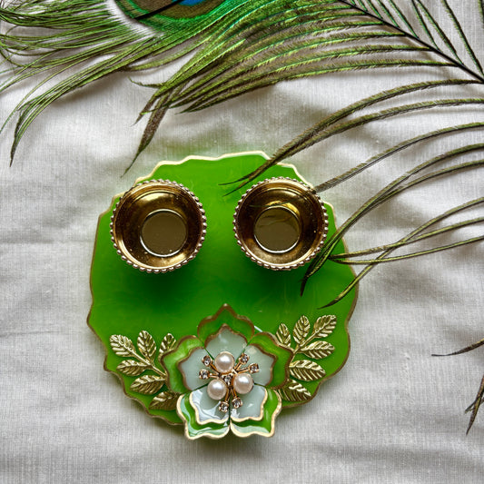 Emerald Bloom Resin Tilak Plate