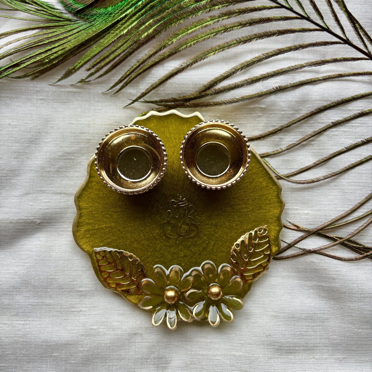 Olive Blossom Resin Tilak Plate