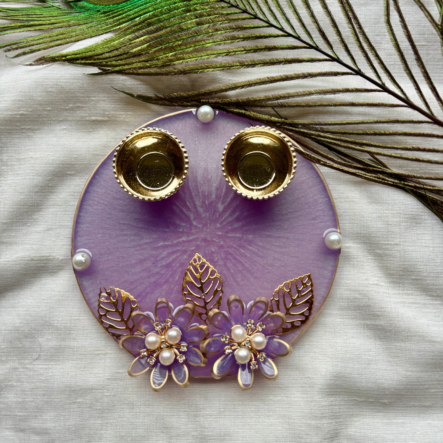 Lavender Pearl Bloom Resin Tilak Plate