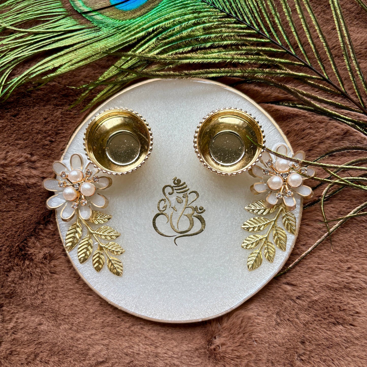 Pearl Blossom Resin Tilak Plate