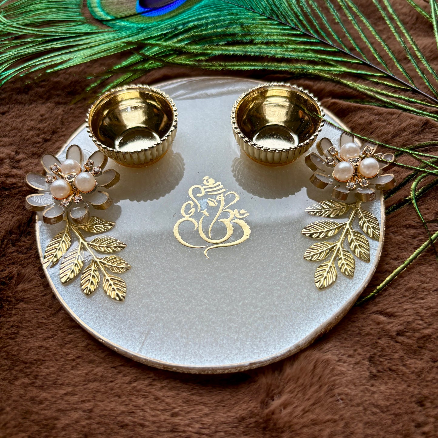 Pearl Blossom Resin Tilak Plate
