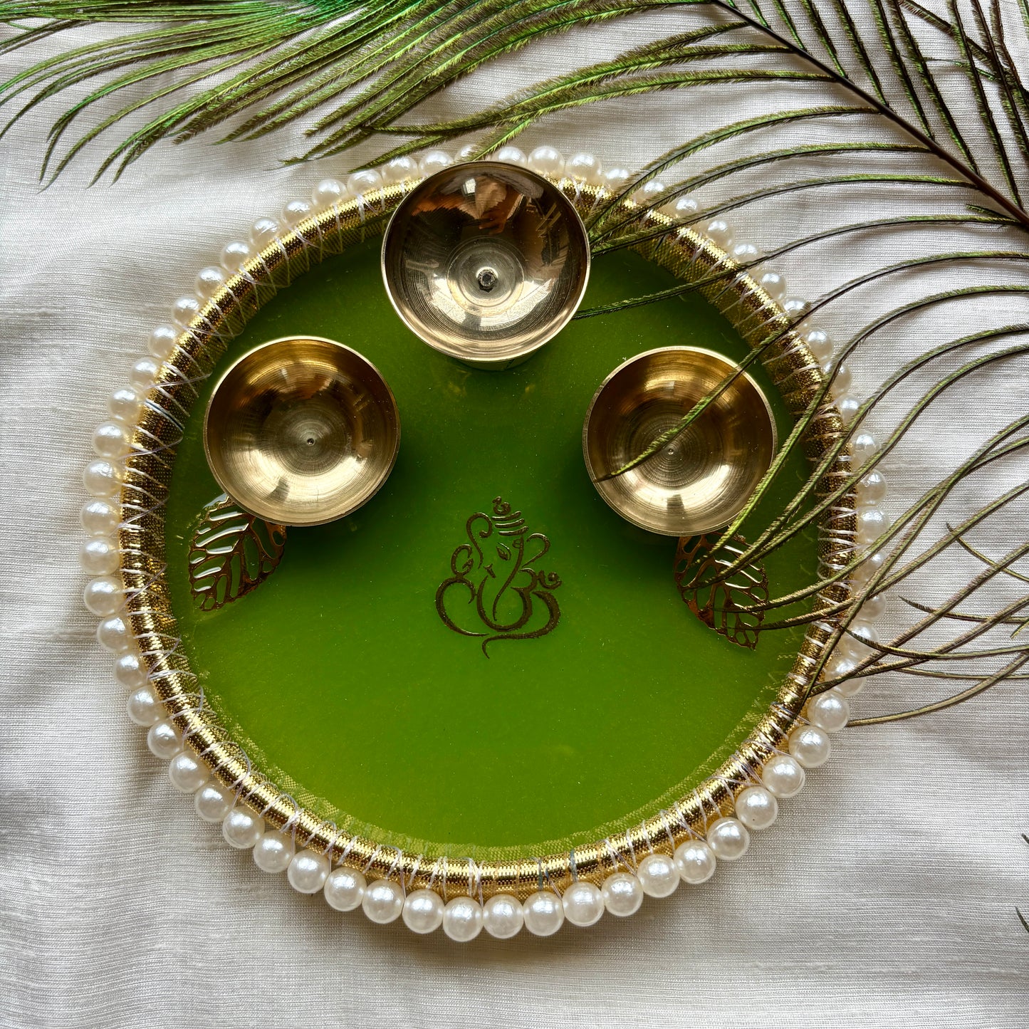 Hari Kripa Pearl Resin Tilak Plate