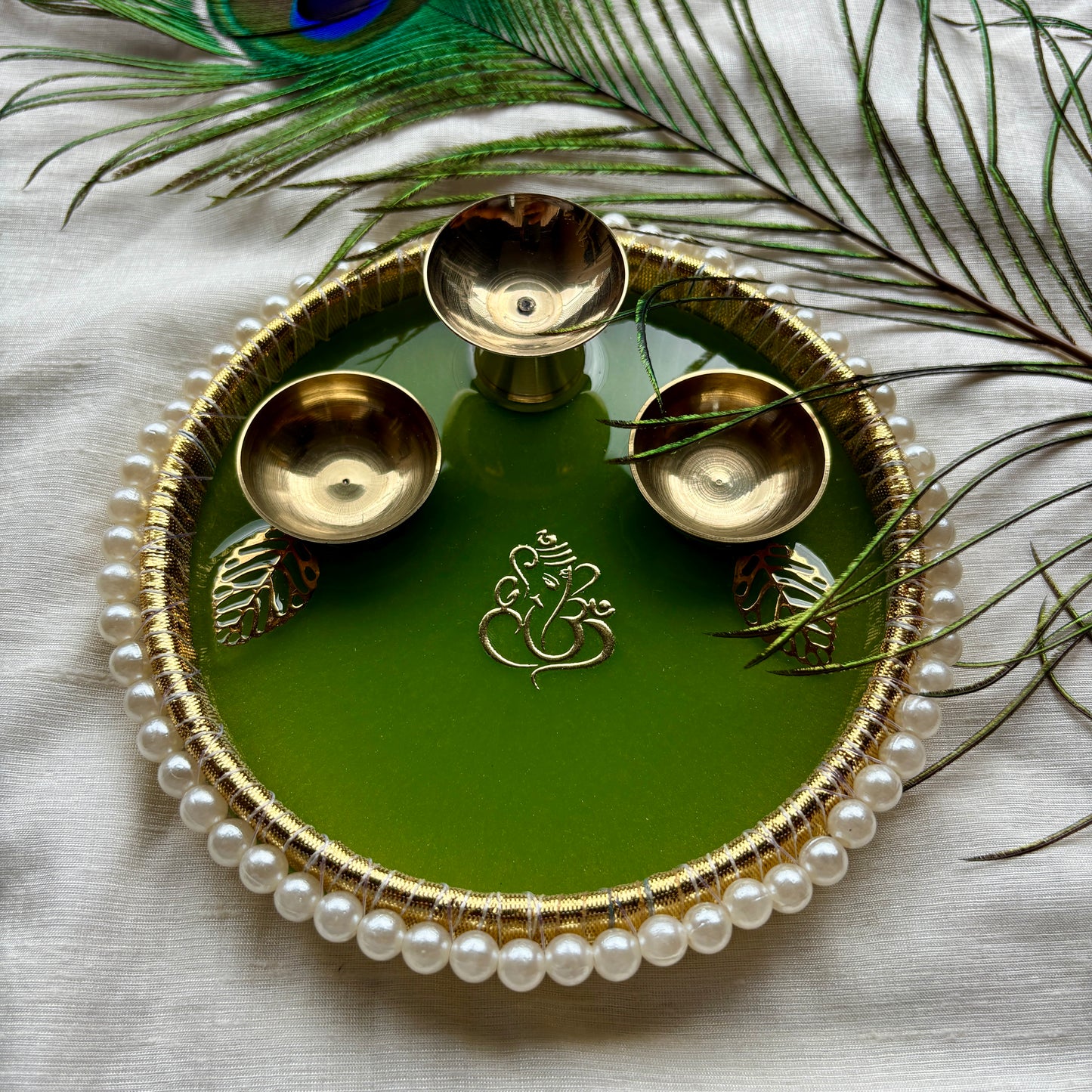 Hari Kripa Pearl Resin Tilak Plate