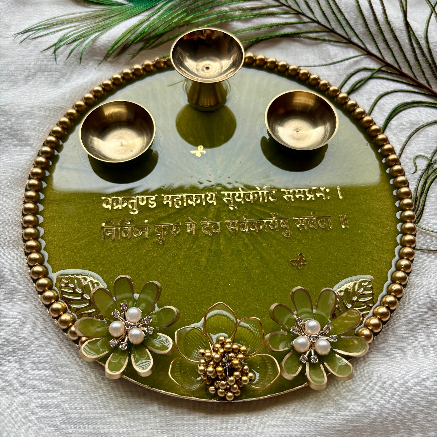 Olive Bloom Mantra Resin Tilak Plate