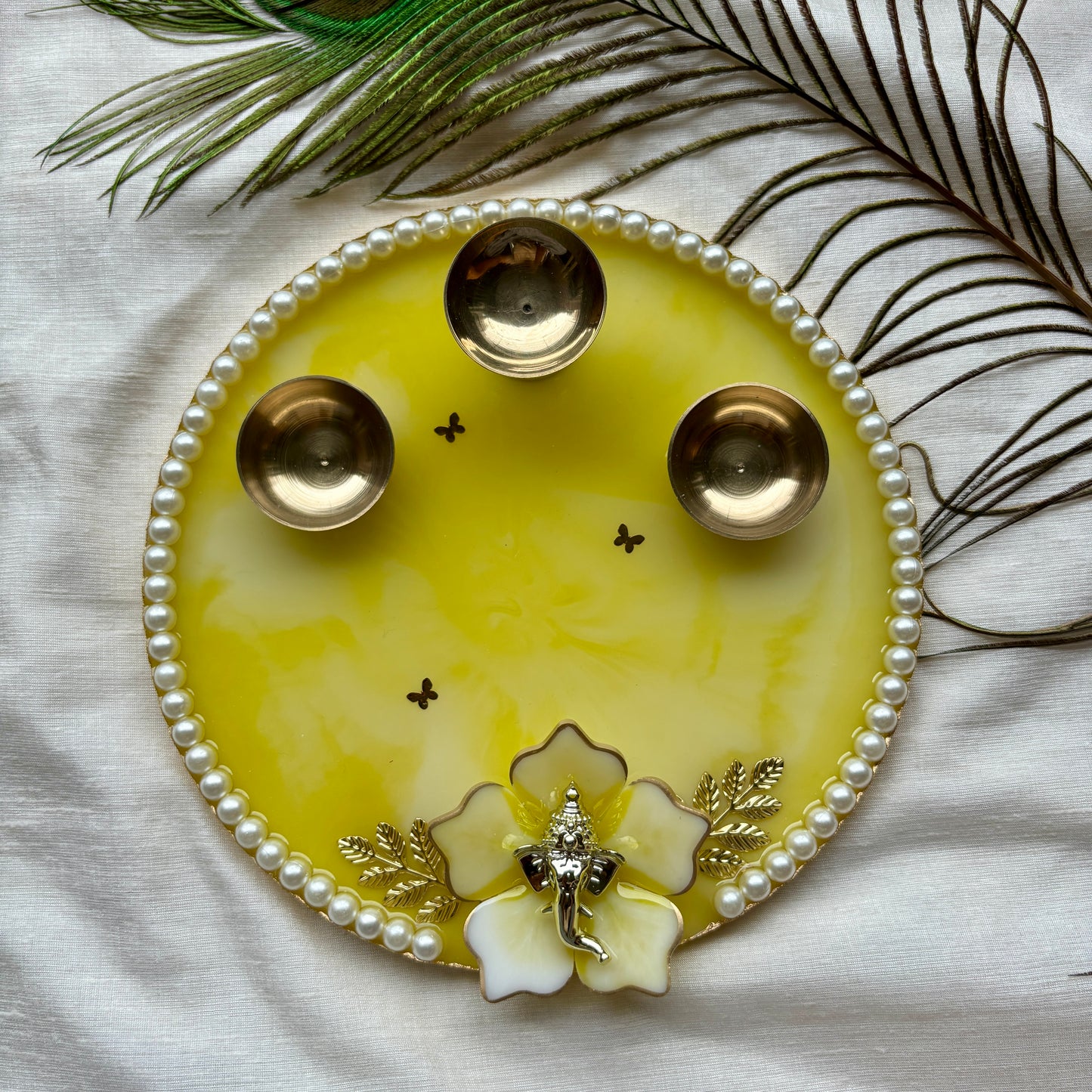 Lemon Blossom Resin Tilak Plate